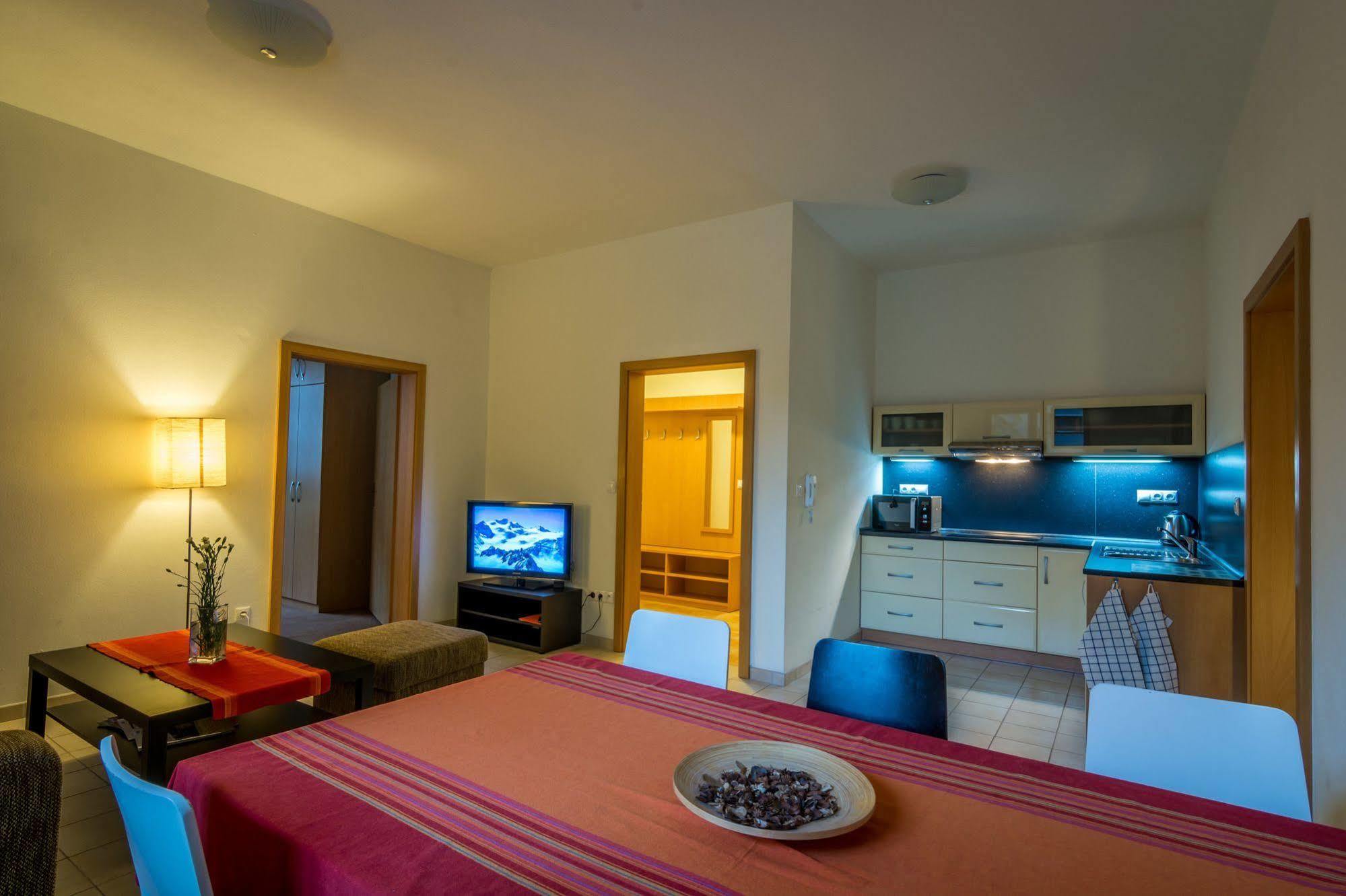Apartmany Weissov Dom Банска-Штьявница Экстерьер фото